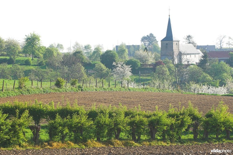 Zicht op het dorpje Grootloon