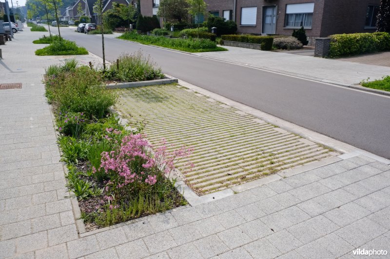 Waterdoorlatende parkeerplaats