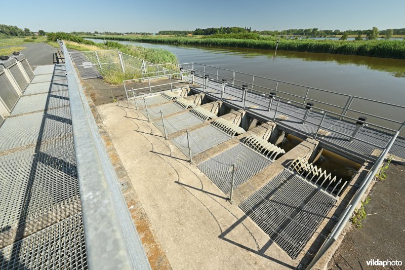 Inwateringssluis aan het Zennegat