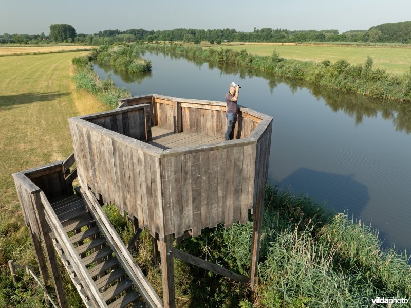 Uitkijktoren aan de oude Schelde in de Kalkense Meersen