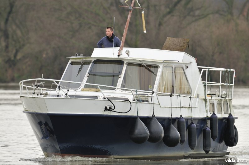 Plezierbootje op de Schelde