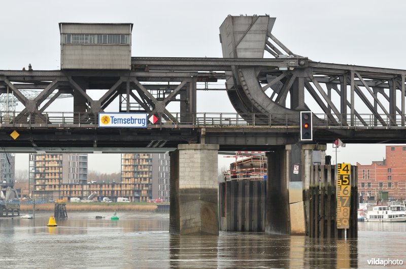 Brug van Temse over de Schelde