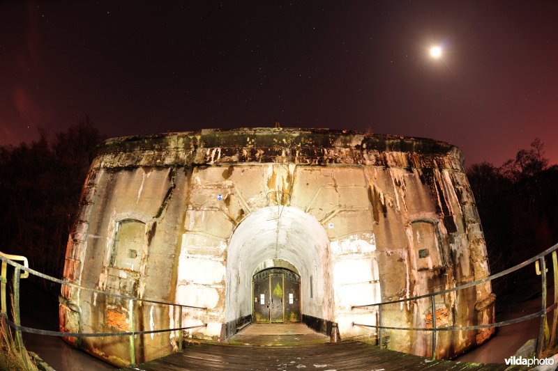 Fort Oelegem bij volle maan