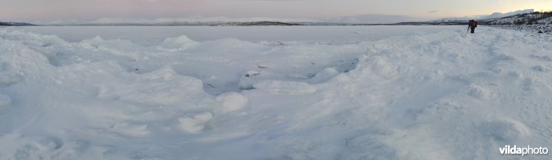 Panorama van het Torneträskmeer