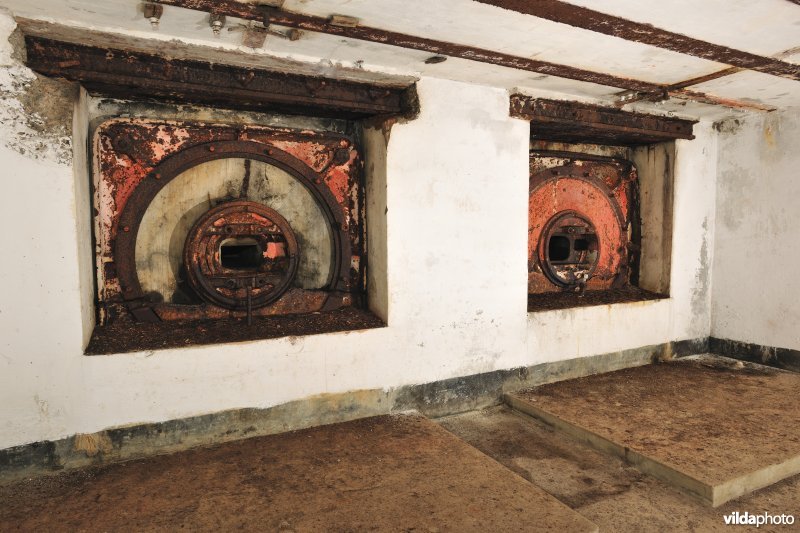 Plaataffuiten in traditorenbatterij in Fort Oelegem