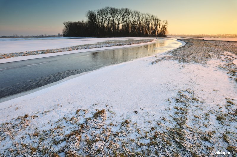 Bevroren Koevaardeke en eendenkooi in Merkembroeken