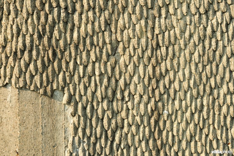 Camouflagepatroon van een sluisbunker op de antitankgracht