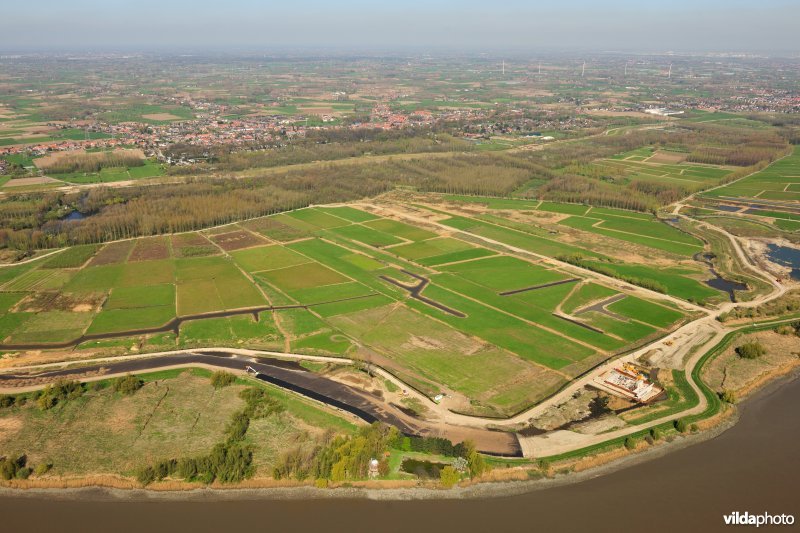 Overloopdijk en weidevogelgebied