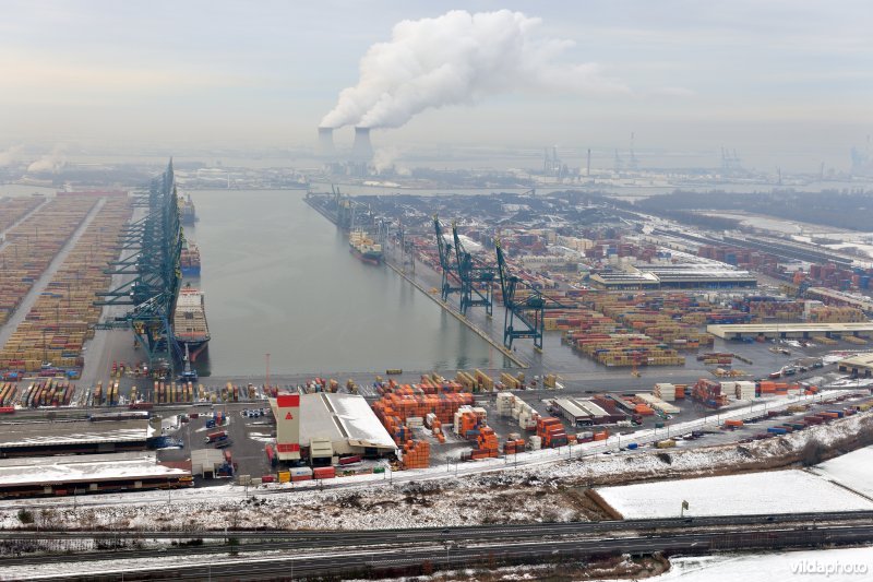 Delwaidedok in de haven van Antwerpen