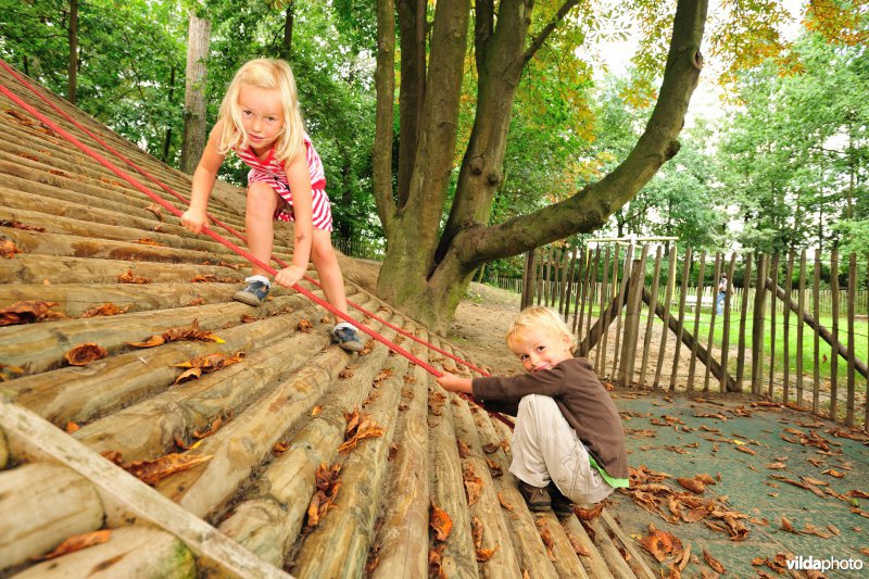 Speeltuin aan de Sint-Pietersburcht