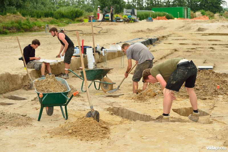 Opgravingen in de Kalkense meersen