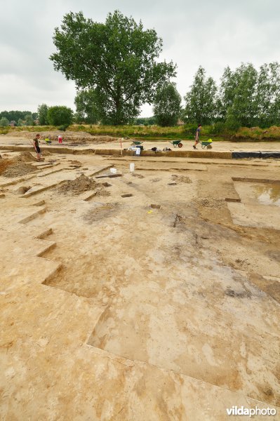 Opgravingen in de Kalkense meersen